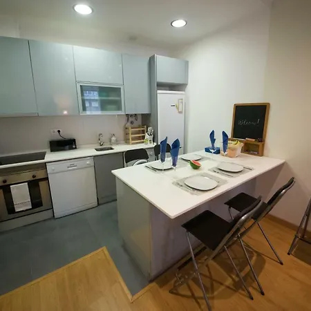 Charming Tejo House, 2 Bedrooms, Cacilhas Center