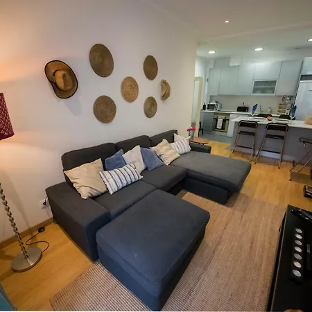 Charming Tejo House, 2 Bedrooms, Cacilhas Center Apartamento *