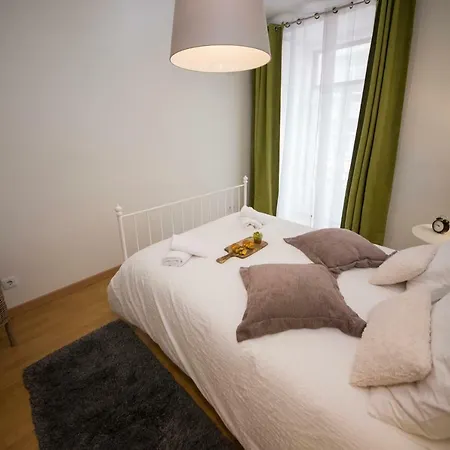Charming Tejo House, 2 Bedrooms, Cacilhas Center Apartamento *