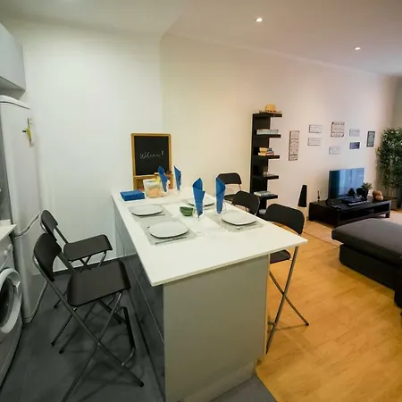 Apartamento Charming Tejo House, 2 Bedrooms, Cacilhas Center *