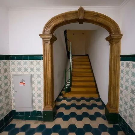 Charming Tejo House, 2 Bedrooms, Cacilhas Center Almada
