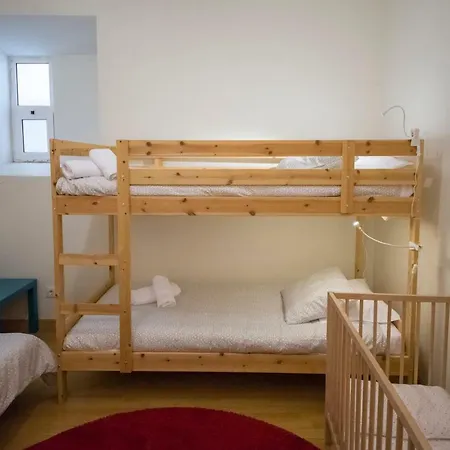 Charming Tejo House, 2 Bedrooms, Cacilhas Center Apartamento *